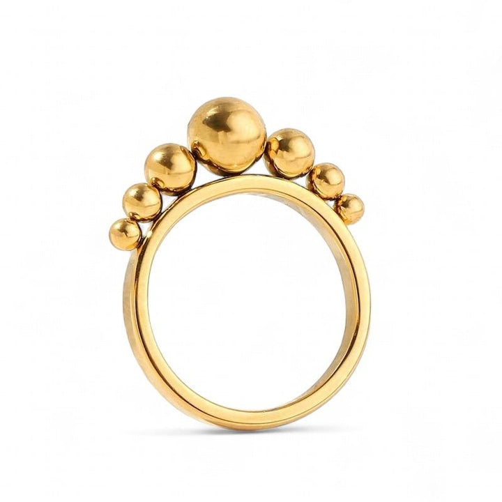 Een gouden ring met popcornmotief.   Popcorn ring. Gemaakt van Gerecycleerd goud. Anti-vernietiging. Perfect cadeau.