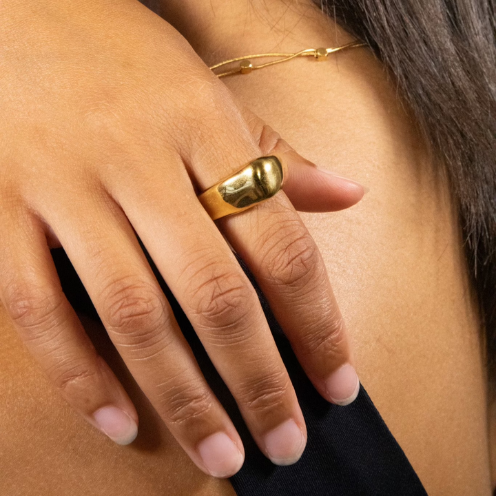 A chunky ring that is really comfortable to wear. Made from recycled gold or silver. Available in three sizes.