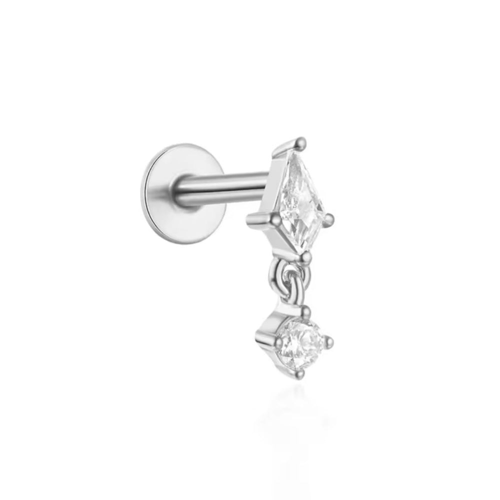 sparkle ear piercing in silver or gold


sprankelende oorpiercing in zilver of goud

piercing d'oreille scintillant en argent ou en or